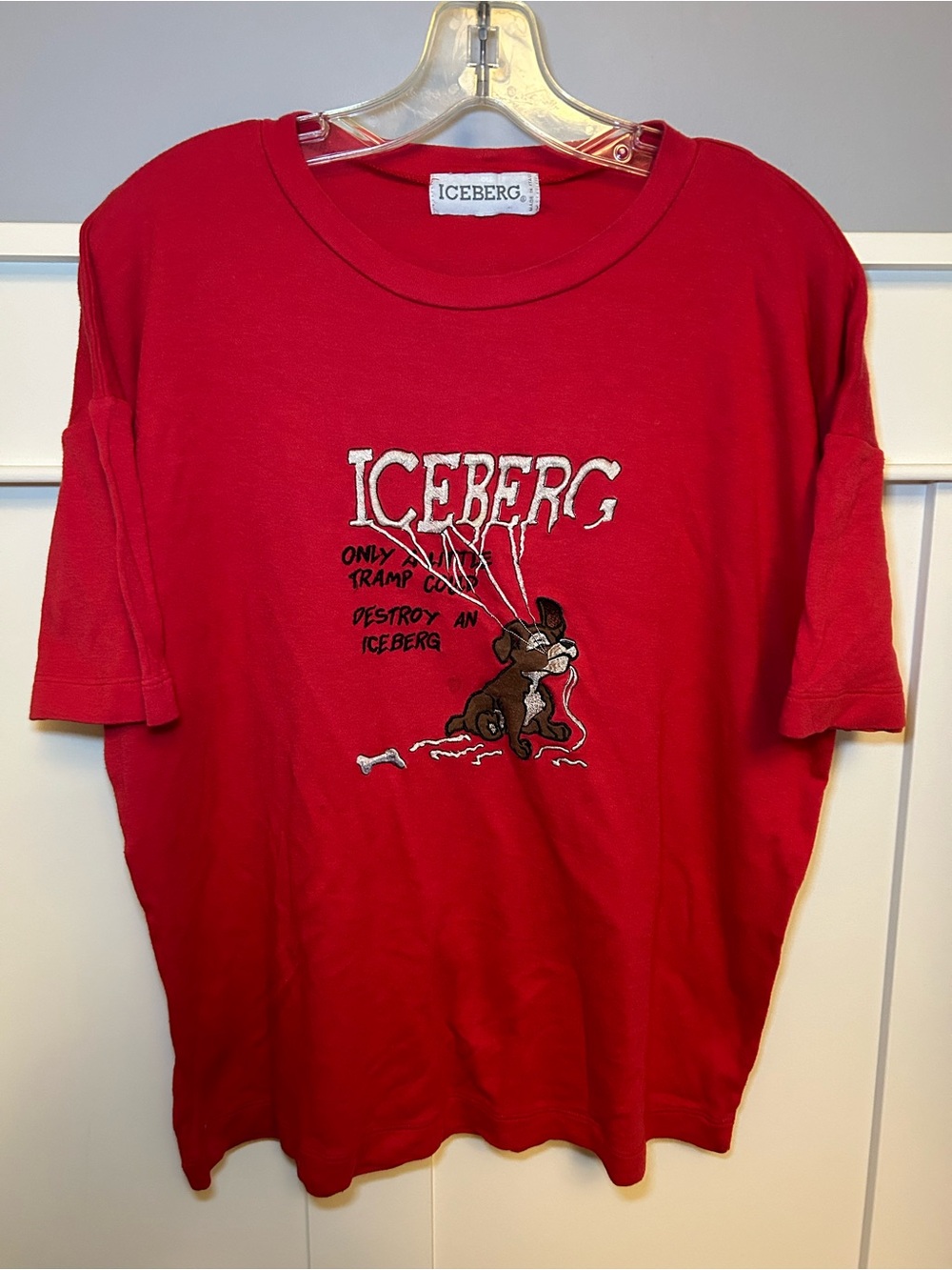 Vintage Iceberg FW1994 Disney lady and the tramp embroidered t-shirt